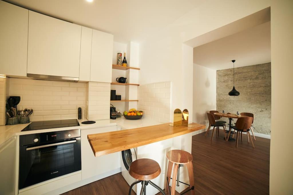 Ultracentral Two Rooms Apartment In Bucharest Exterior photo